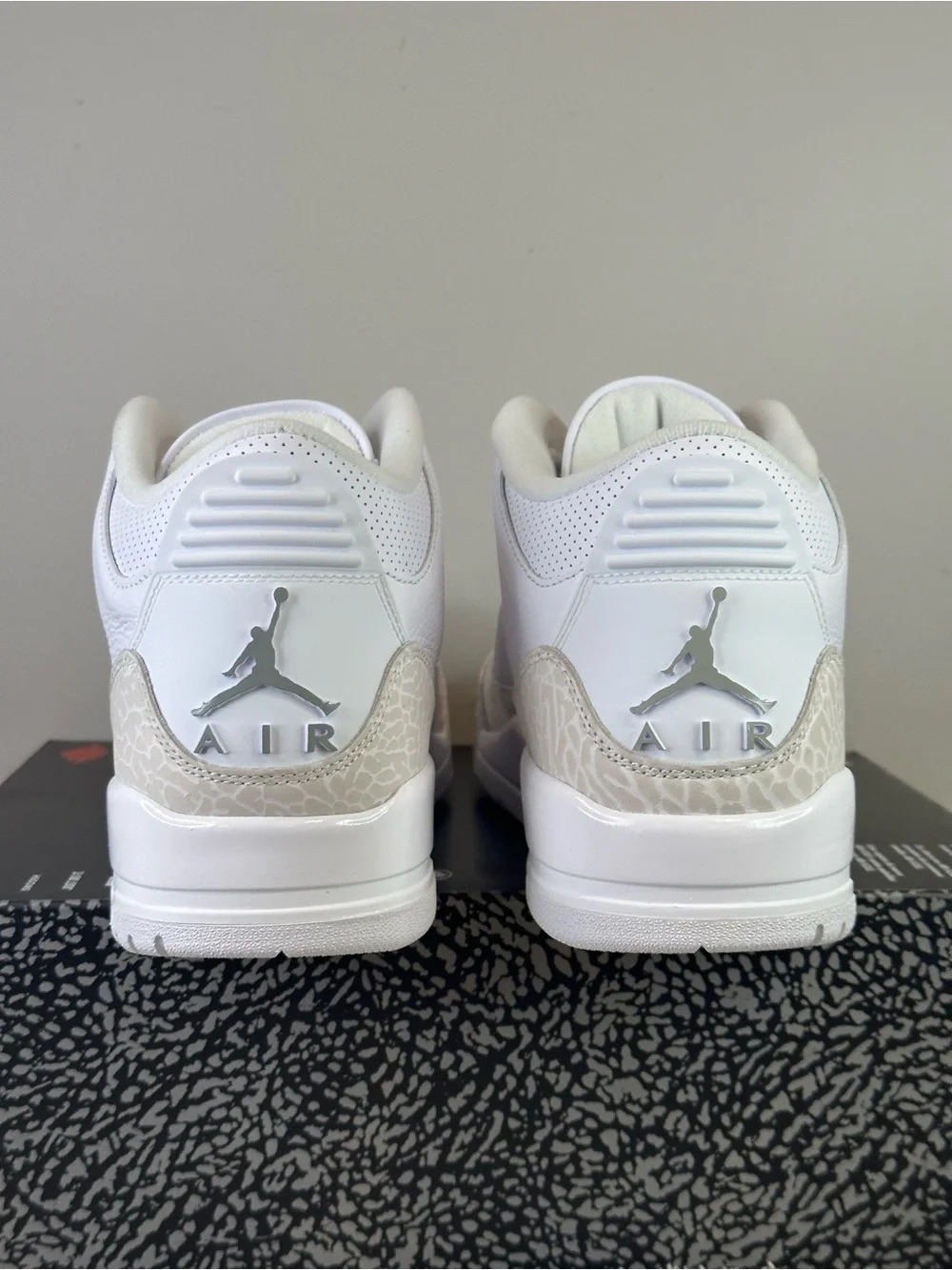 Air Jordan 3 Retro